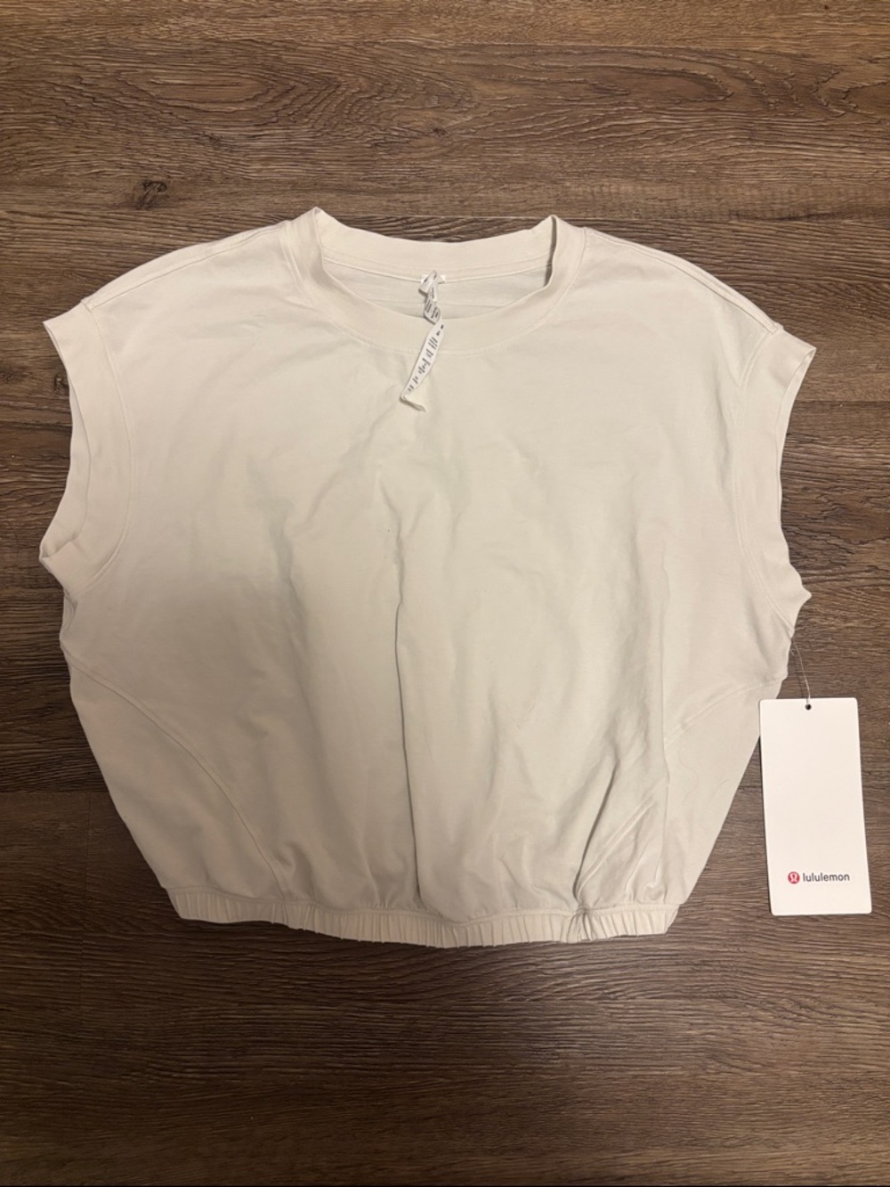brand new lululemon wide sleeve gathered hem t shirt